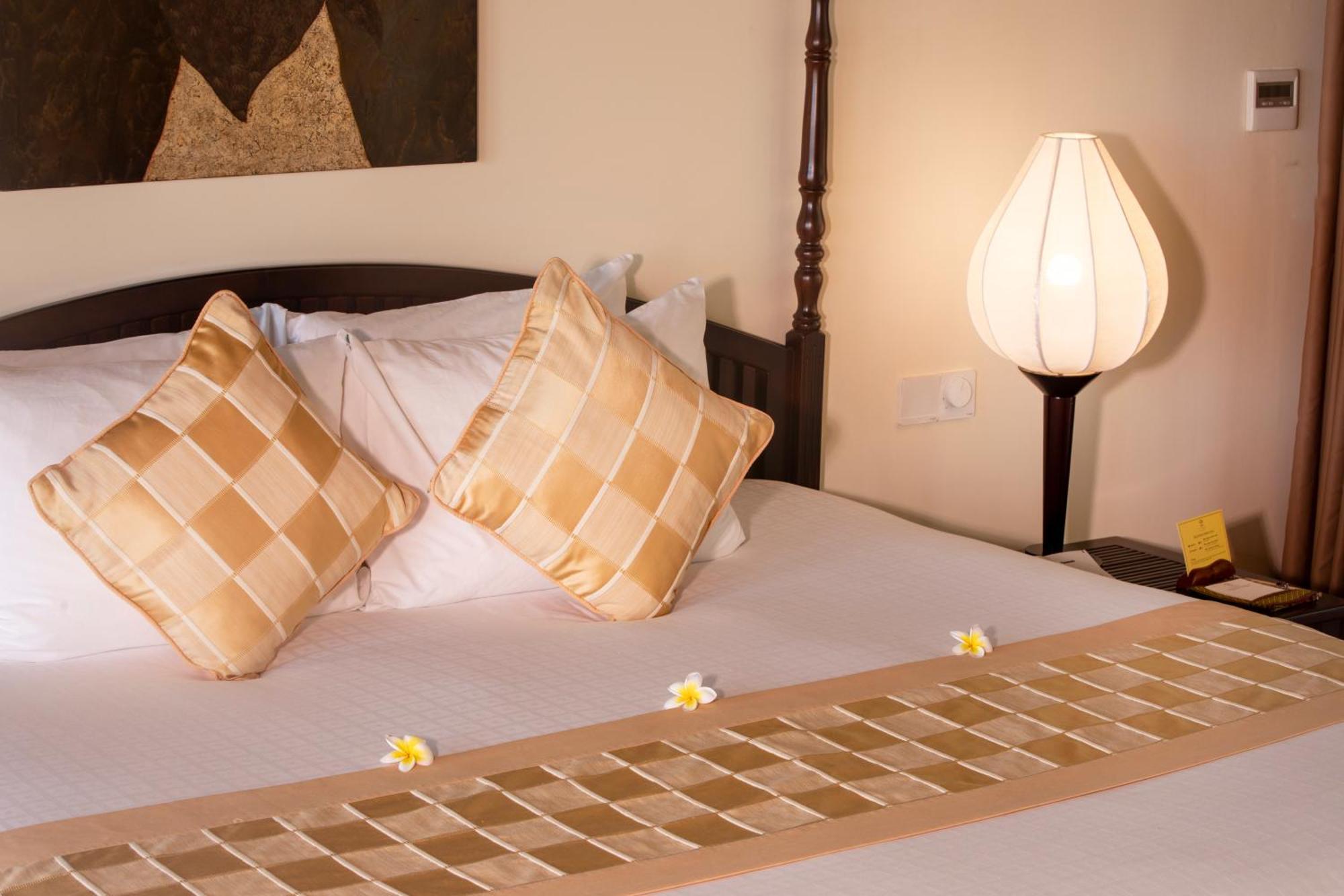 Victoria Hoi An Beach Resort & Spa Номер фото