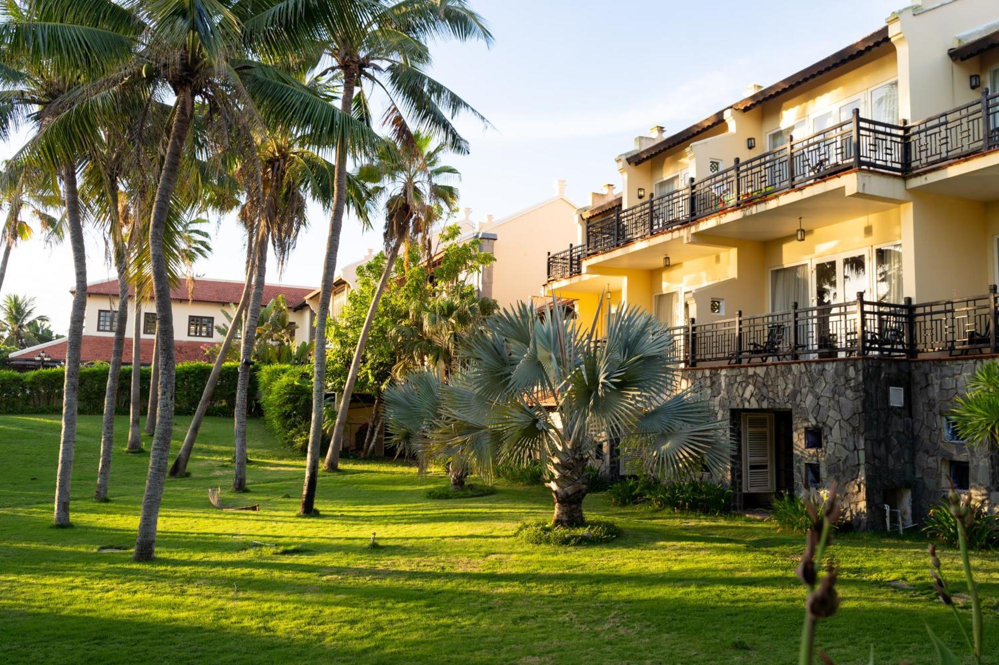 Victoria Hoi An Beach Resort & Spa Екстер'єр фото