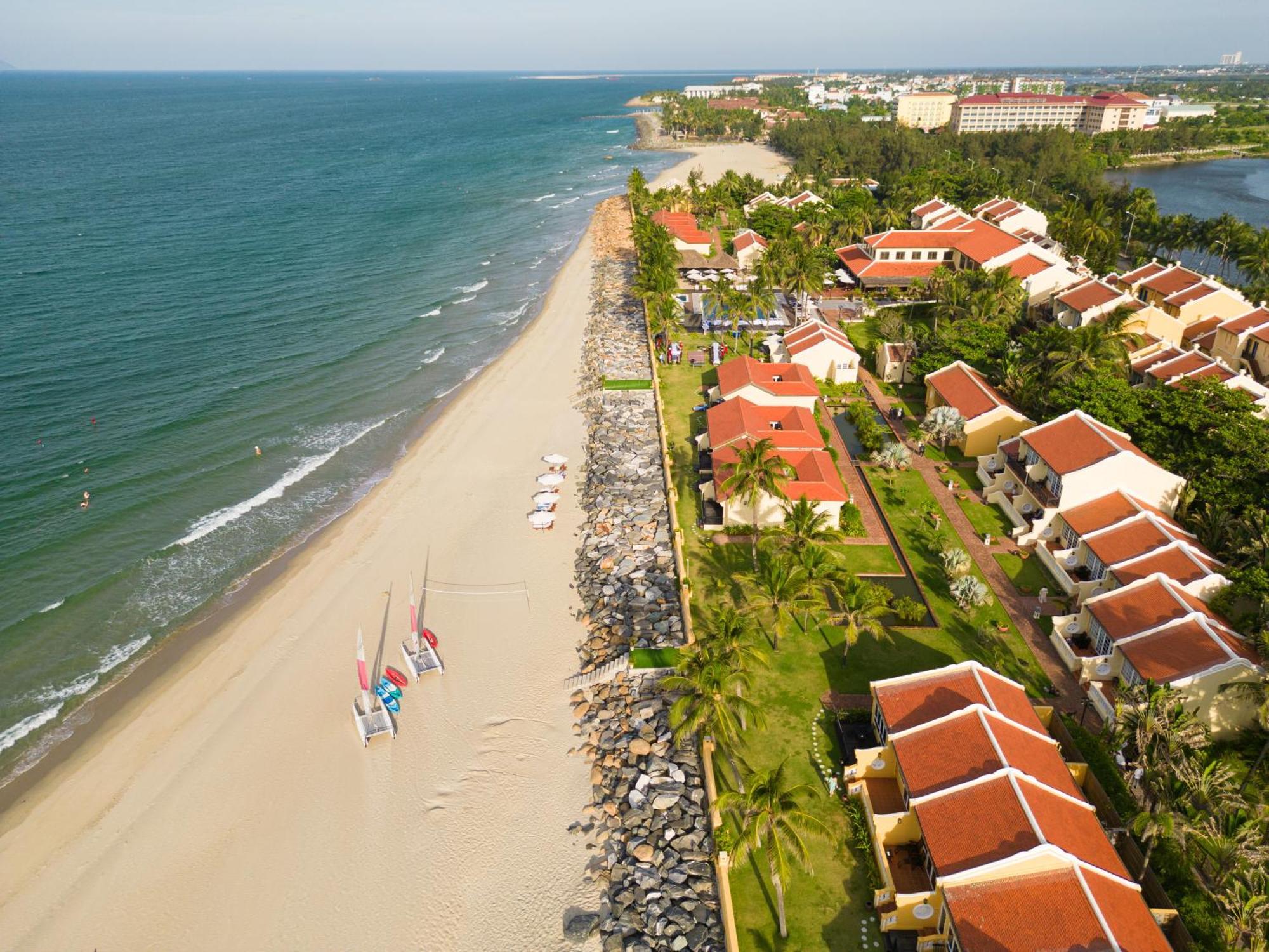 Victoria Hoi An Beach Resort & Spa Екстер'єр фото